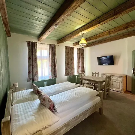 Liberta بيت ضيافة بوبراد