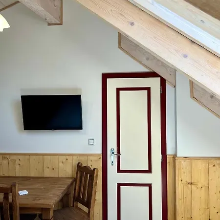 Liberta بوبراد