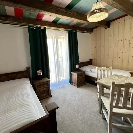 Liberta بيت ضيافة بوبراد