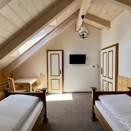 بيت ضيافة Liberta بوبراد